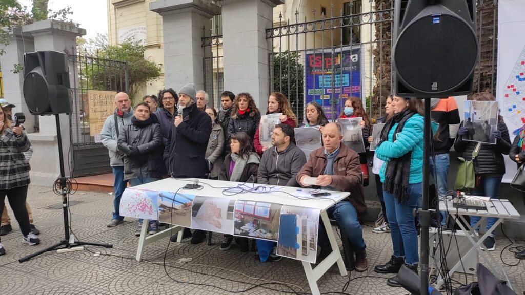 Dos escuelas del barrio de Saavedra, en el “Mapa del Frío” de establecimientos escolares