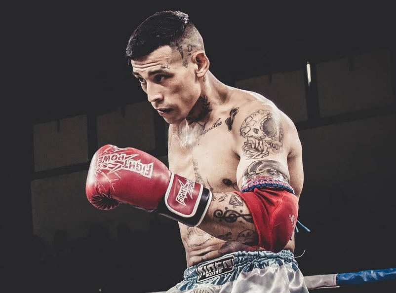 Proponen declarar Personalidad Destacada de la Ciudad a Carlos Machado, vecino de Saavedra y luchador de Kick Boxing