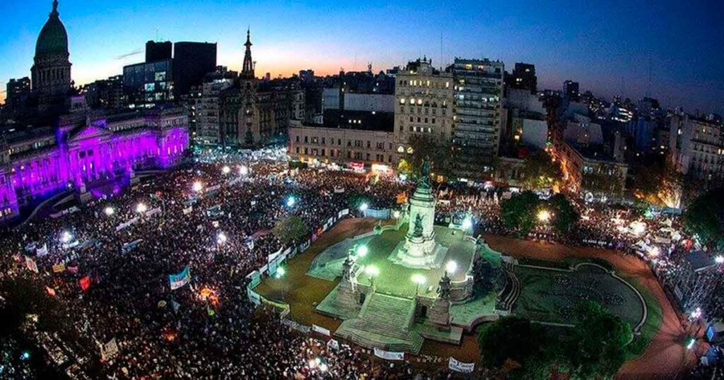 Una víctima de violencia de género cada 27 horas