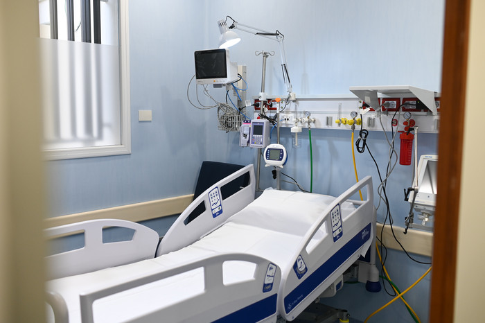 Inaugurada la nueva Unidad de Cuidados Intensivos del Hospital Gutiérrez