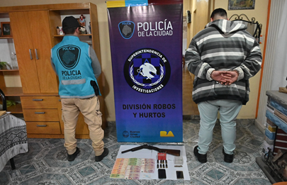 Dos detenidos por tentativa de homicidio tras cometer una entradera en Soldati
