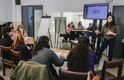 La Expo Empleo Barrial en Flores