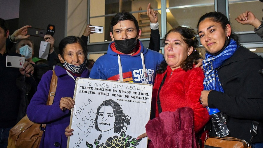 Un jurado popular absolvió al único detenido por el femicidio de Cecilia Basaldúa y pidieron una nueva investigación