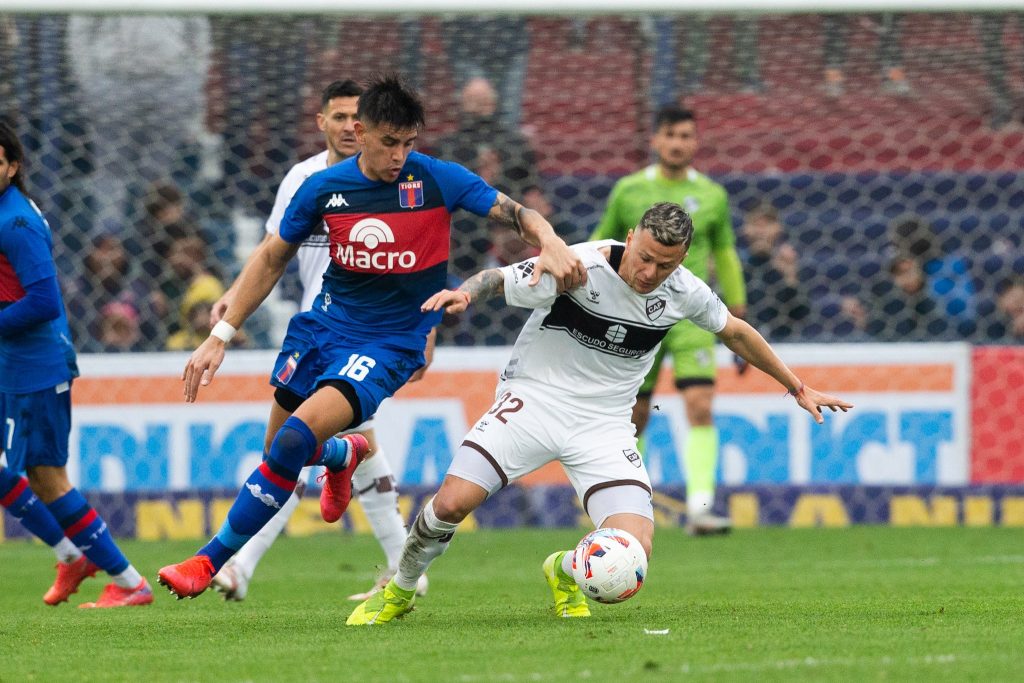 Platense cayó ante Tigre en el “clásico de zona norte”
