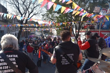 El Gobierno de la Ciudad no cesa en su política de ocupar de forma irregular los espacios públicos.