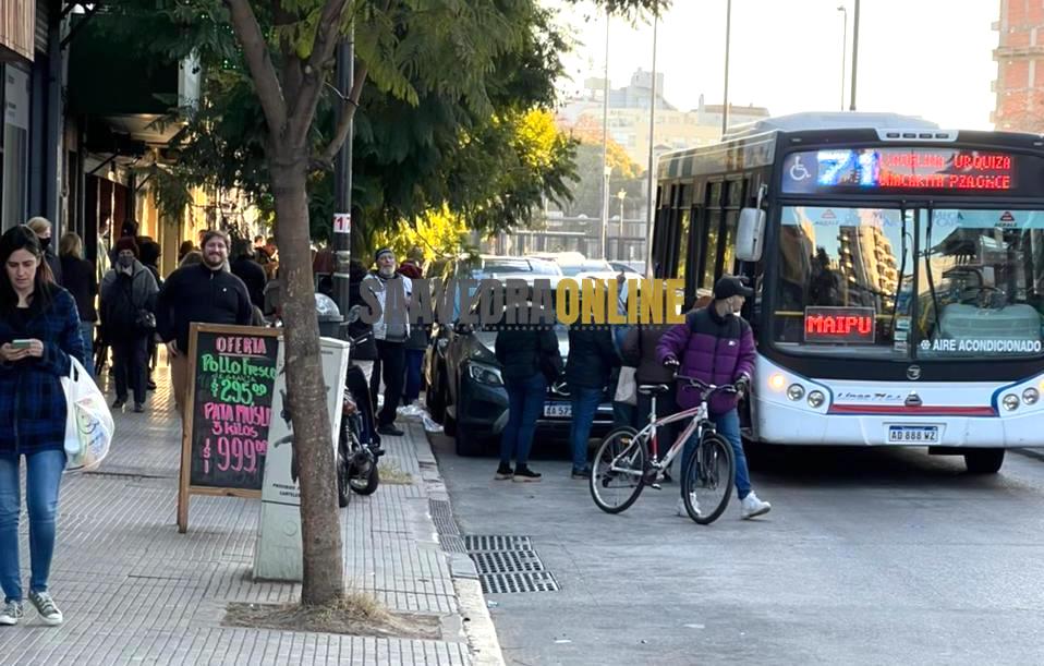 Detienen en Saavedra a un hombre que asaltó un colectivo de la Línea 71