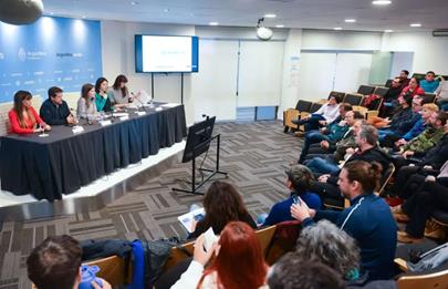 Reunión de trabajo en Anses con comuneros y diputados