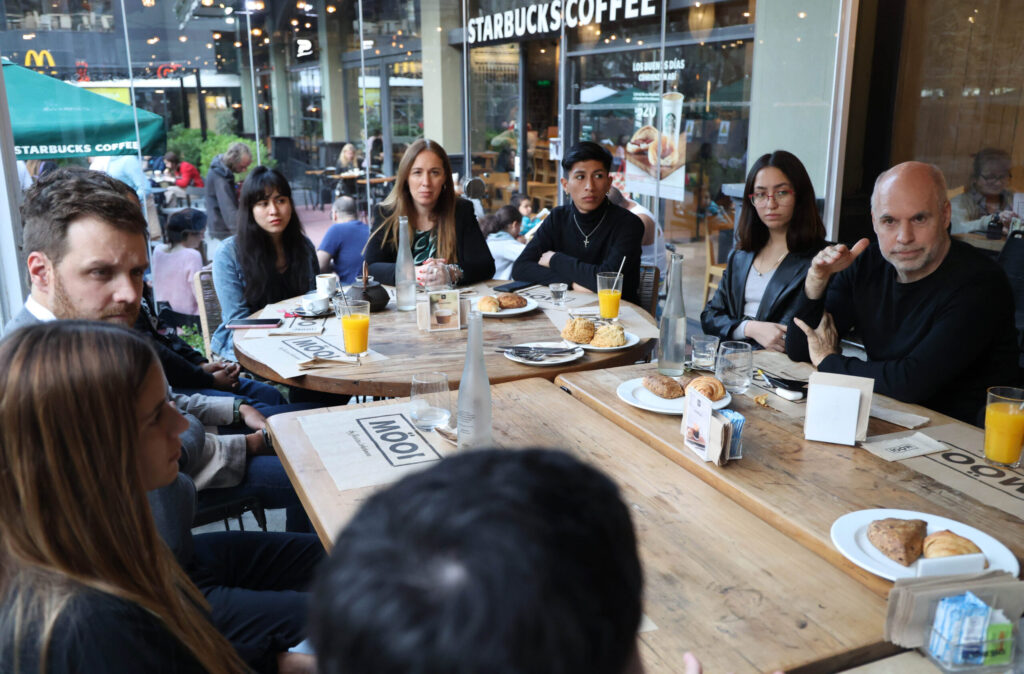 Larreta participó de un encuentro con beneficiarios del Plan Empleo Joven