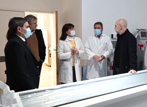 Flores: el Hospital Álvarez sumó un tomógrafo helicoidal de última generación