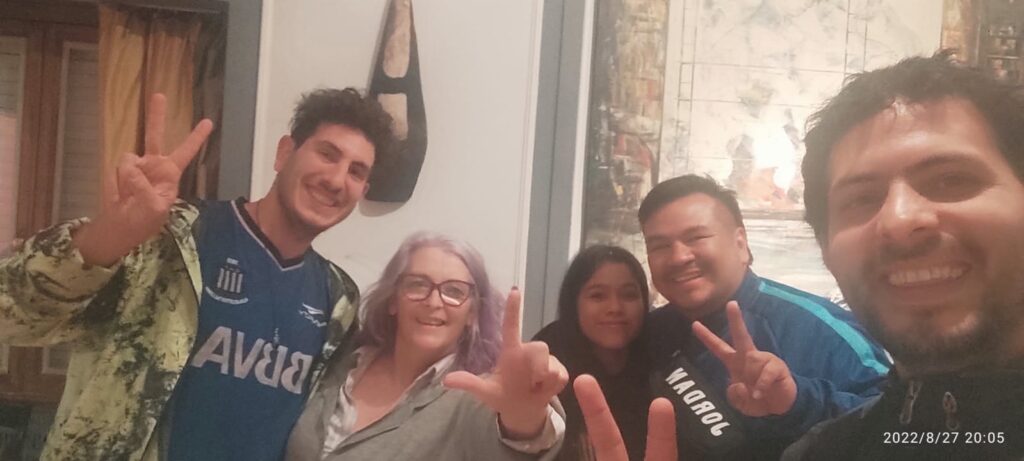 La vecina de Cristina Kirchner prestó su domicilio para atender a una militante que se descompensó durante la vigilia