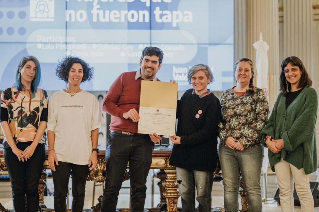 Distinguieron en la Legislatura porteña al Colectivo “Mujeres que no fueron tapa”