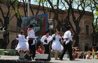 La Feria de Mataderos convoca a artistas