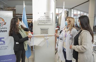 La Legislatura Porteña colocó una placa en el Garrahan por su 35° Aniversario