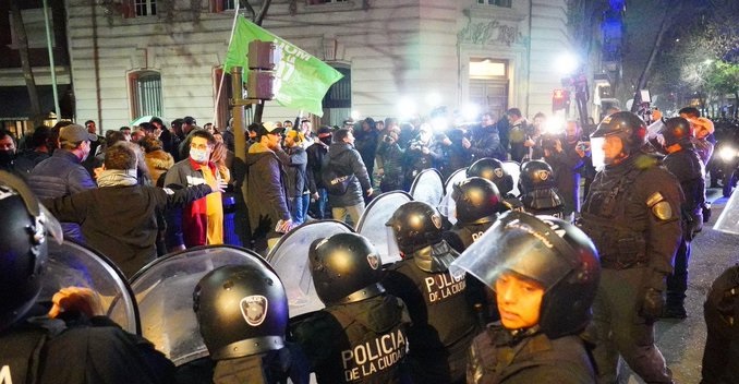 D’Alessandro: “La Policía de la Ciudad contuvo el intento de agresión de militantes contra vecinos”