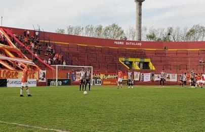 Español se mantiene firme en la punta del torneo de la C