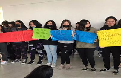 Danzas 1 “con hambre no se puede estudiar”