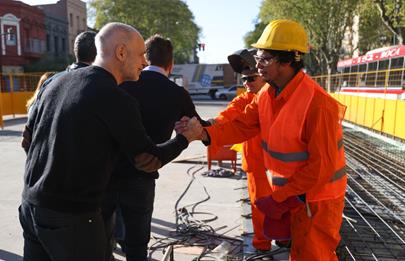 Larreta visitó las obras del Metrobus del Bajo II