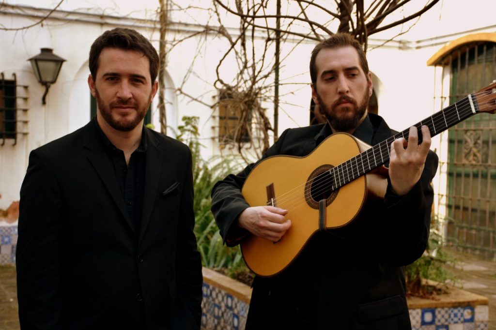 Cobelli-Layna, dúo saavedrense de música criolla: “Nos gusta el tango clásico de la época de Gardel”