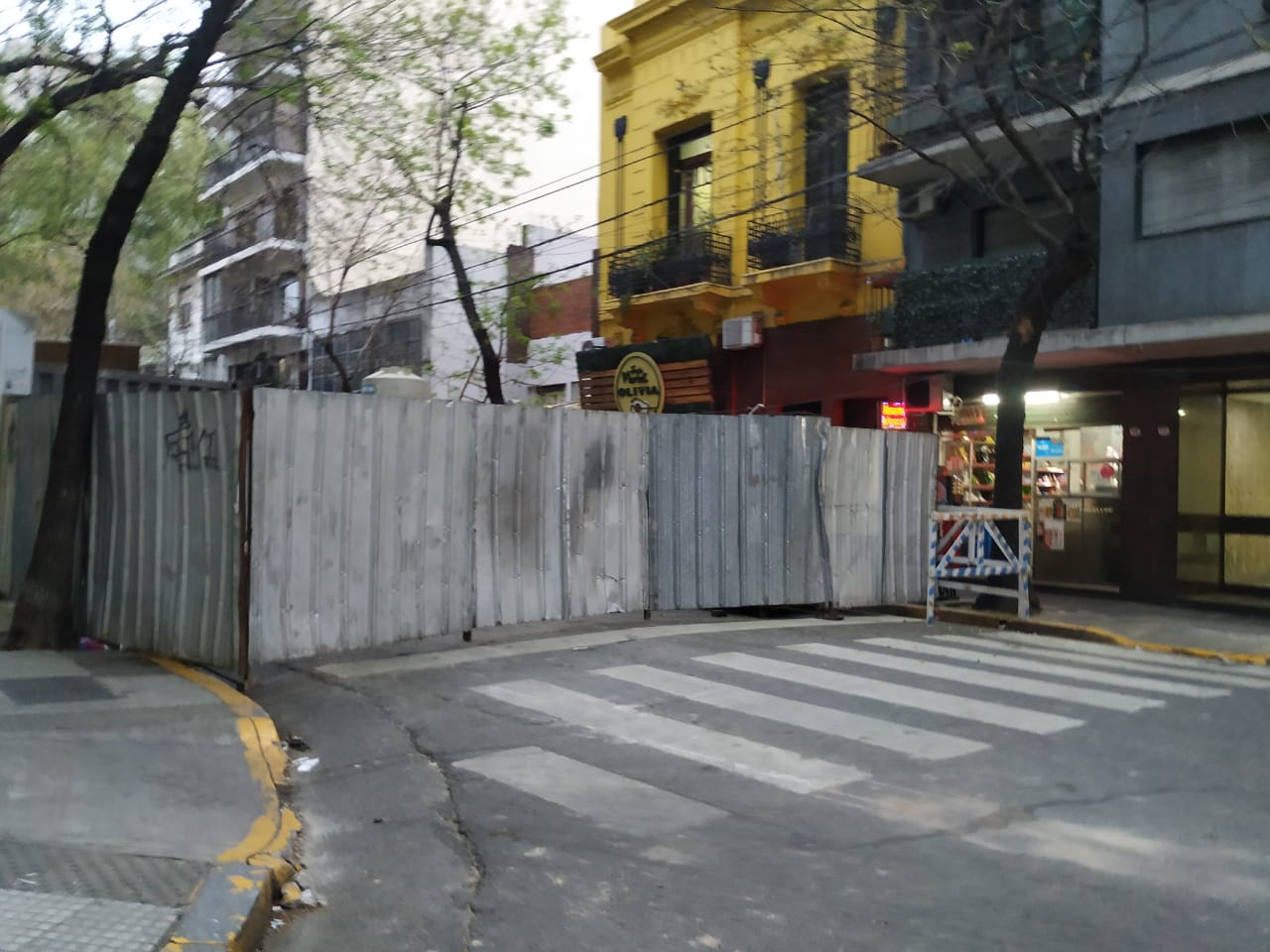 AySA: por obras, está cerrada Salguero, entre Sarmiento y Corrientes