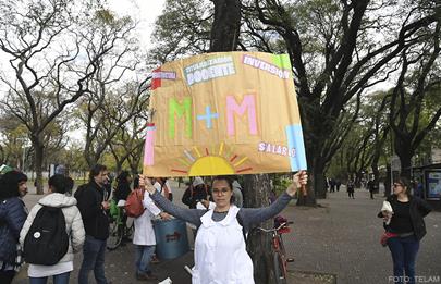Gremios docentes se manifestaron en Caseros y Rioja