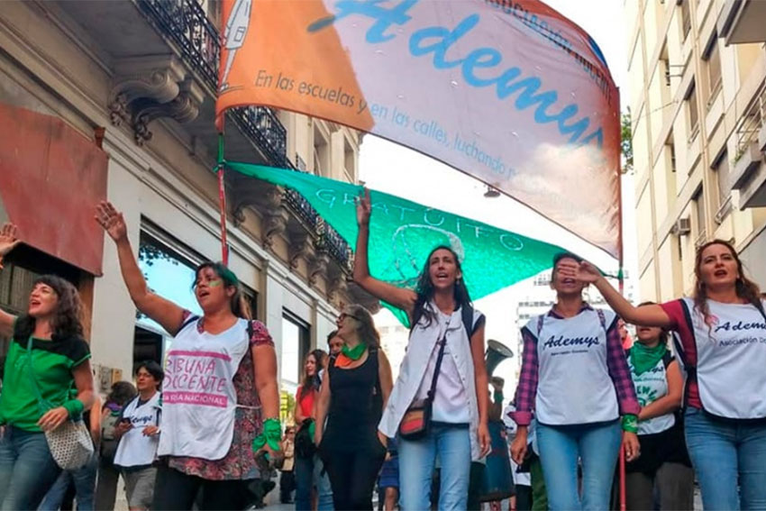 Paran docentes porteños en rechazo a que se realicen los sábados las jornadas de capacitación