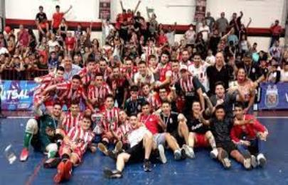 Escándalo en el de futsal de Barracas Central