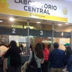 La AGCBA observó fallas en el sistema y demoras en la atención al público en cinco Laboratorios de hospitales porteños