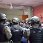 La Gendarmería entró en una escuela del Bajo Flores