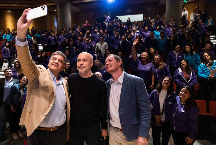 Parque Patricios: Rodríguez Larreta se reunió con 400 voluntarios de la Cumbre Mundial de Alcaldes de C40