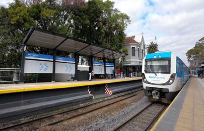 Continúan los trabajos de renovación del FF.CC Belgrano Sur