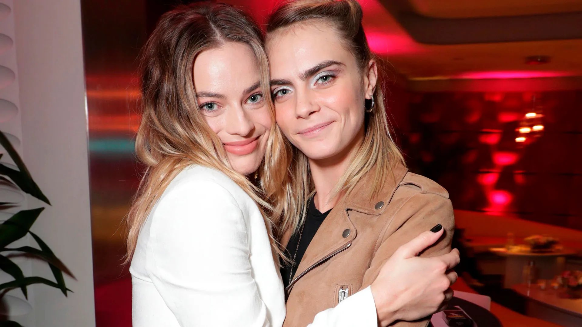 La Boca: los guardaespaldas de Margot Robbie y Cara Delevingne agredieron a un fotógrafo