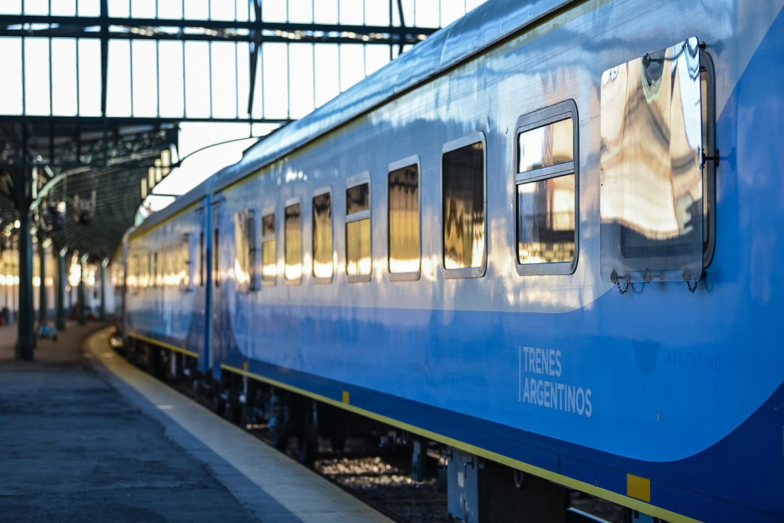 Retiro: Trenes Argentinos expende los tickets del rosarino para noviembre
