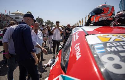 Larreta participó de la fiesta del TC2000 en el autódromo