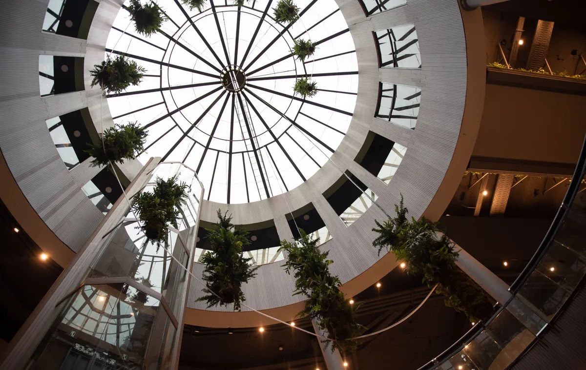 Con 30 locales y una terraza gastronómica, esperan inaugurar en diciembre el shopping de Villa del Parque