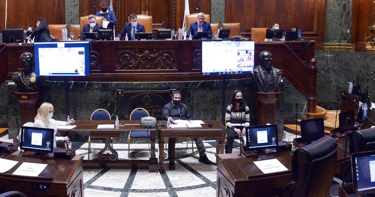 La oposición porteña convoca a una sesión especial para eliminar el impuesto a las tarjetas de crédito