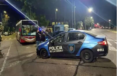 Piden prisión perpetua para acusados por homicidios de un policía y un barrendero en Barracas