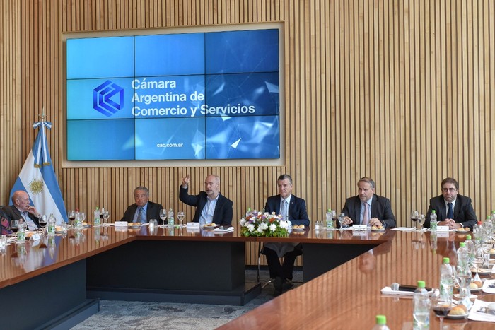 Larreta visitó la Cámara Argentina de Comercio y Servicio