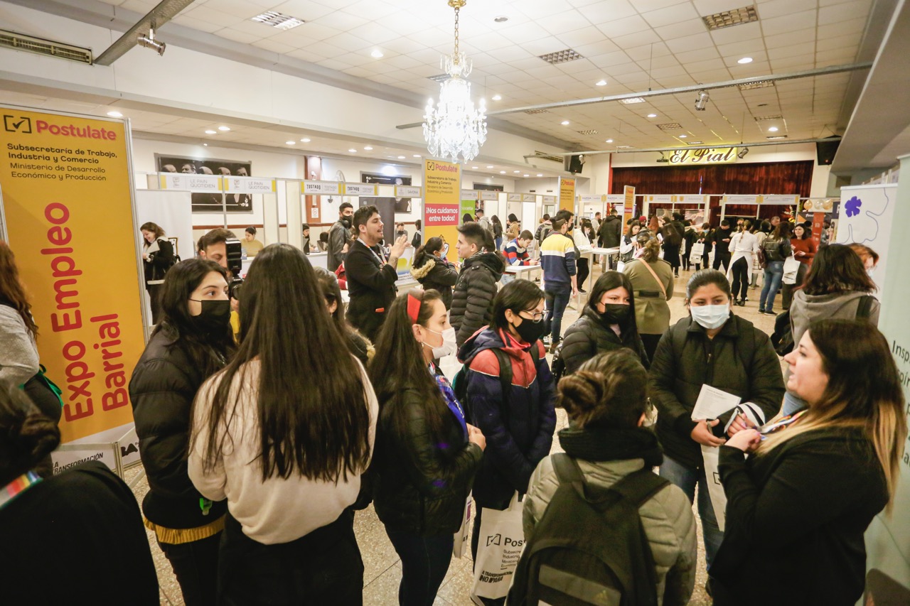 Novena edición de Expo Empleo Barrial