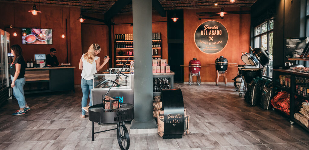 Los Devotos del Asado ya tienen su local en el barrio