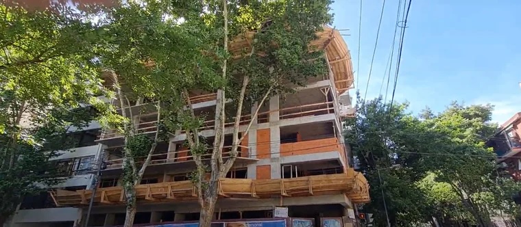 Hay más de 1.200 obras para construir edificios y oficinas en esquinas porteñas