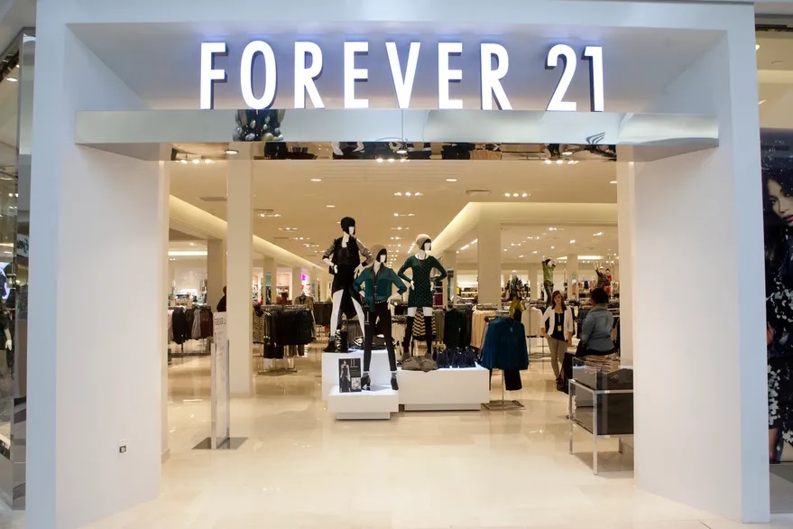 Forever 21 abre un negocio en Palermo, a metros de Plaza Armenia