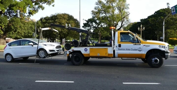 Limitan el acarreo y solo aplicará a vehículos que obstruyan el tránsito: “La excepción y no la regla”