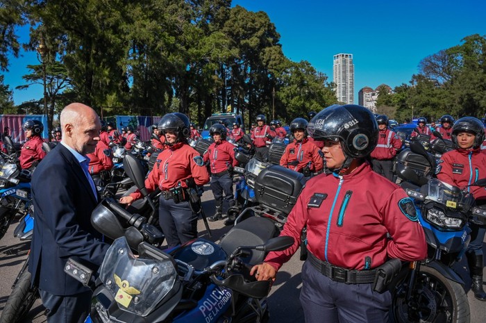 La Policía de la Ciudad incorporó 30 motos y 10 bicicletas eléctricas nuevas