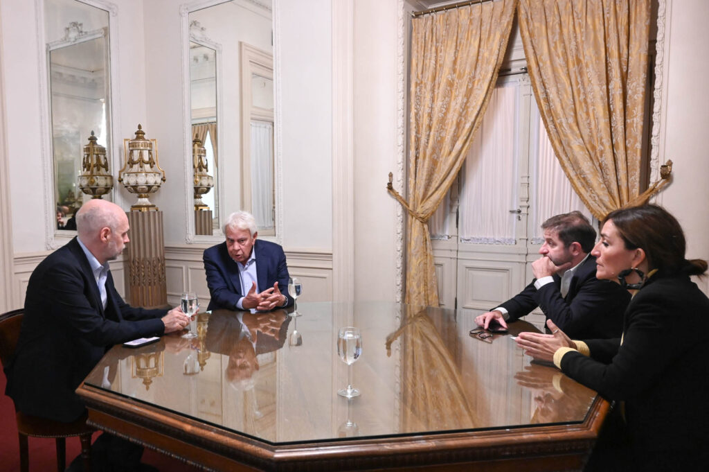 Rodríguez Larreta se reunió con Felipe González