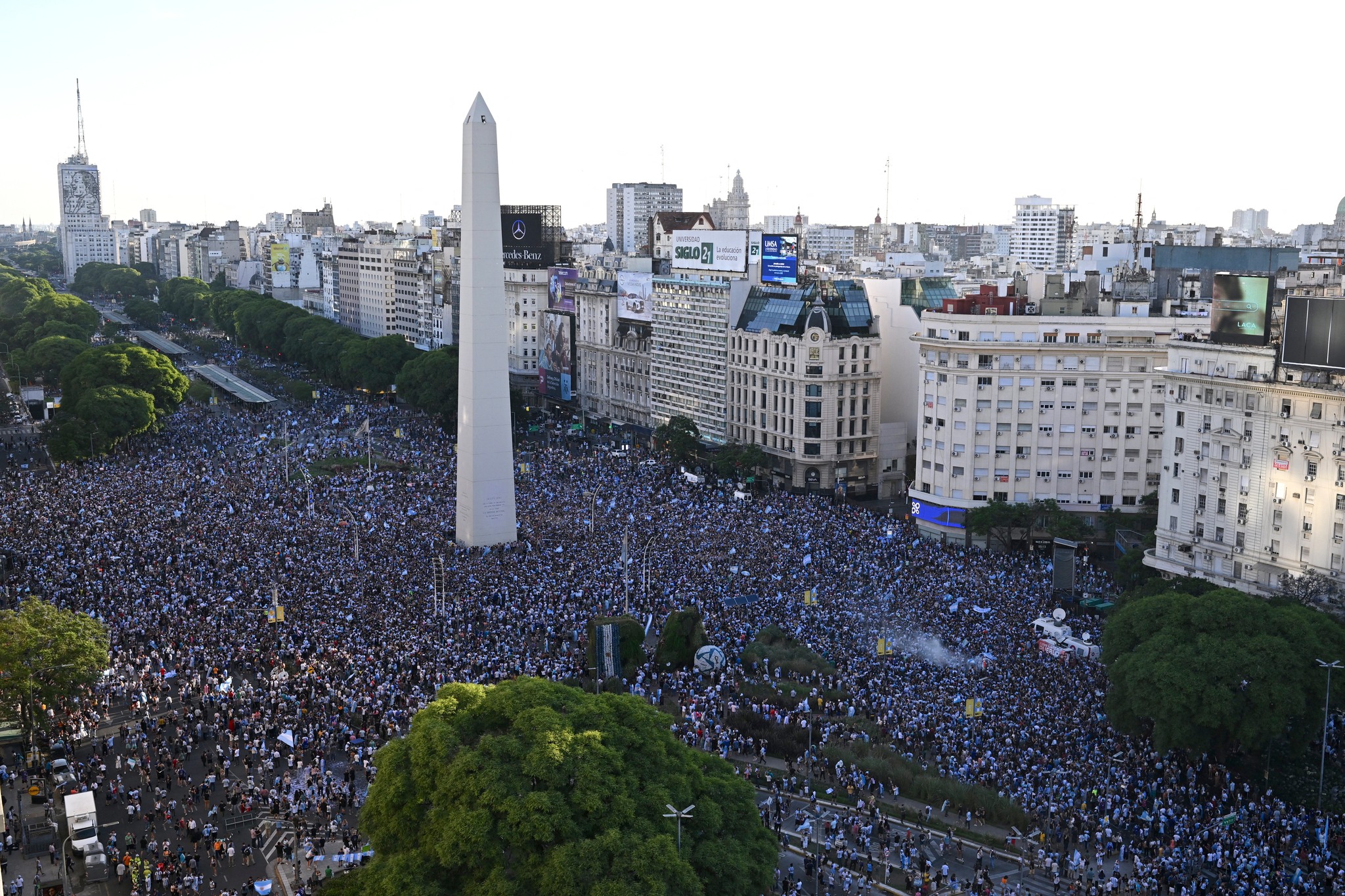 Argentina finalista mundial: miles de hinchas celebraron en el Obelisco
