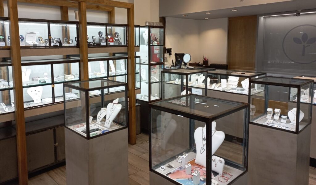 Diseños vanguardistas y únicos, encontralos en Creo Joyas