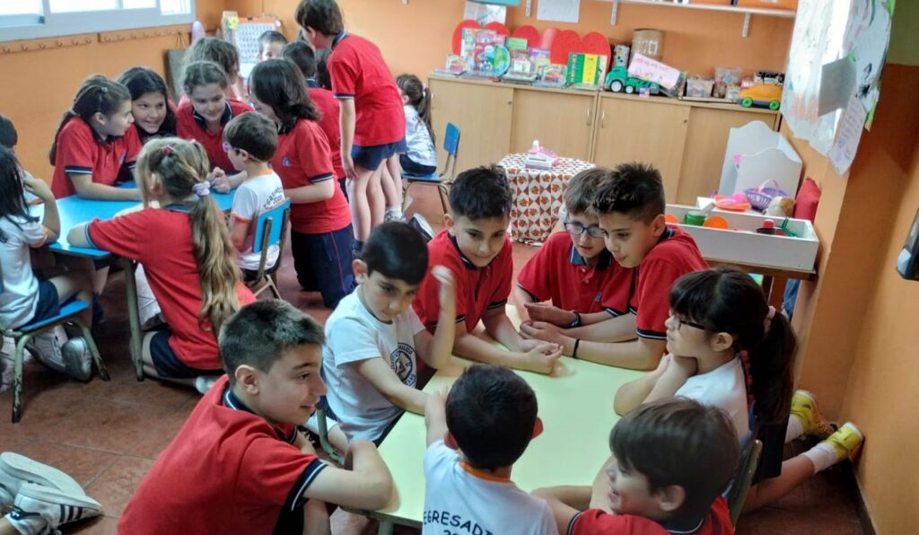 Construyendo puentes…