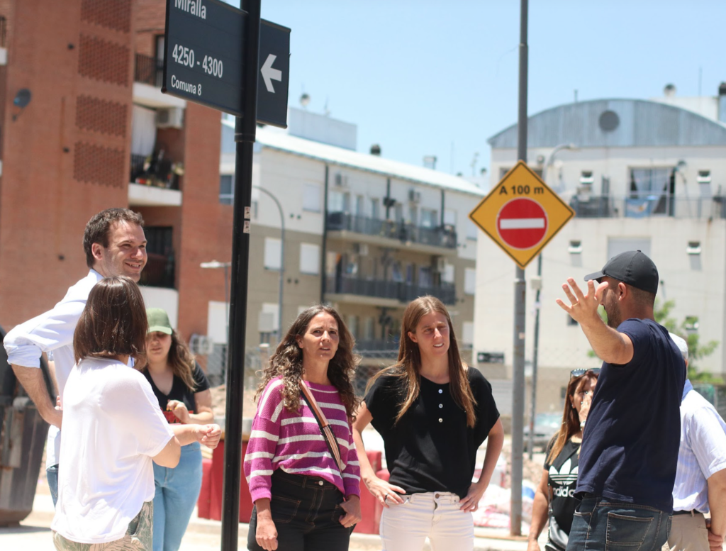 Avanzan las obras de infraestructura que mejorarán los servicios públicos en el Barrio 20
