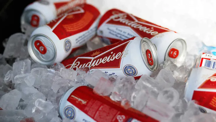 Cerveza gratis: cómo pedir las latas que Budweiser le regaló a la Argentina por salir campeón