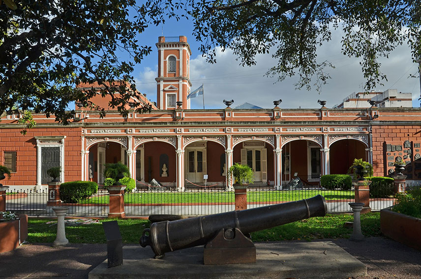 Se inauguró Pasión de Multitudes, una exposición sobre la historia del fútbol argentino en el Museo Histórico Nacional